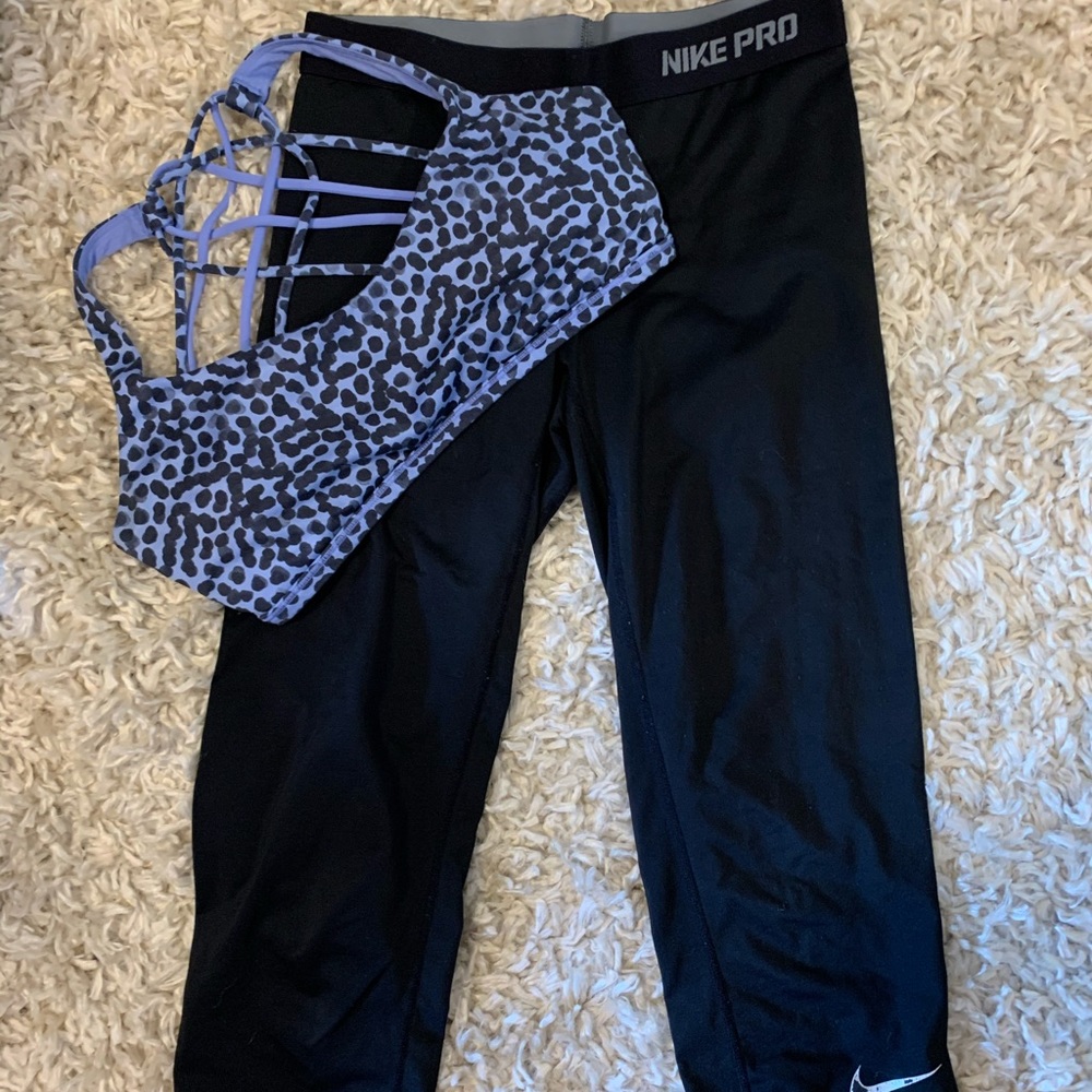 Nike Pro capris leggings